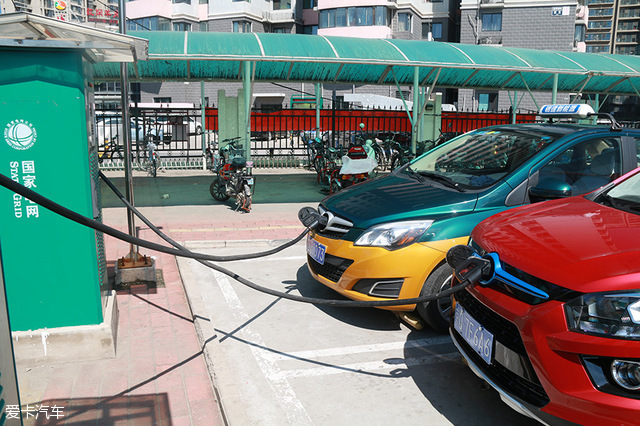 女神（經(jīng)）新能源用車記；充電省錢；北汽EX200